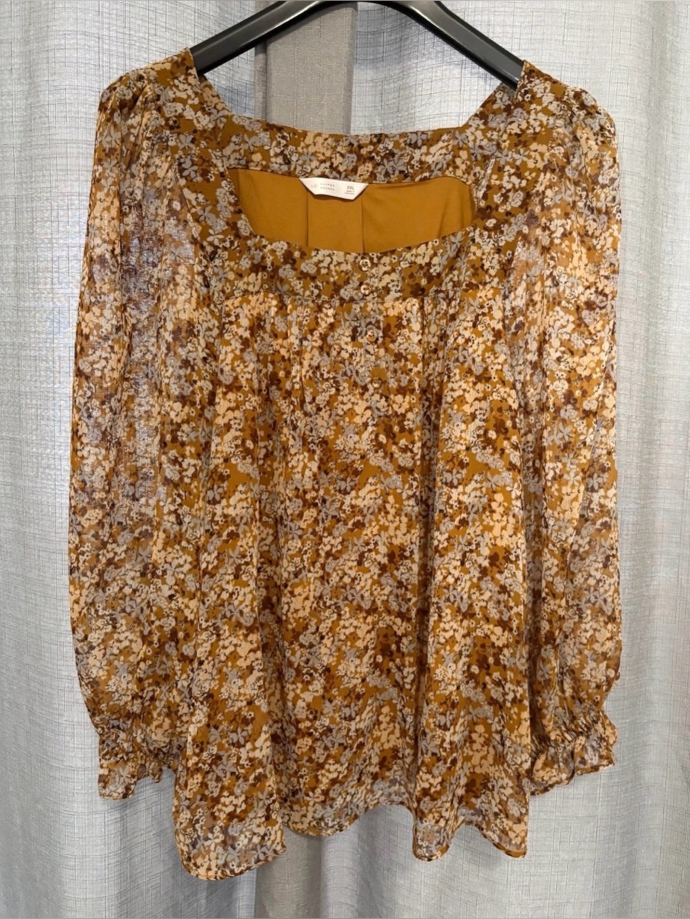 Lauren Conrad Blouse